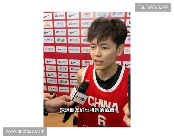 中国队长杨舒予砍14分7助攻