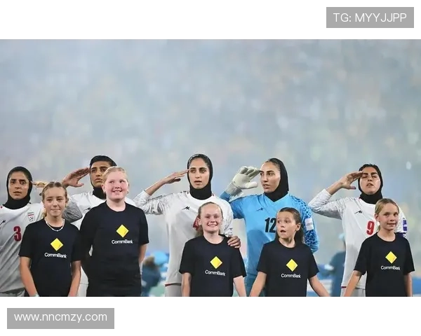 伊朗女足动情表白愿为祖国归来